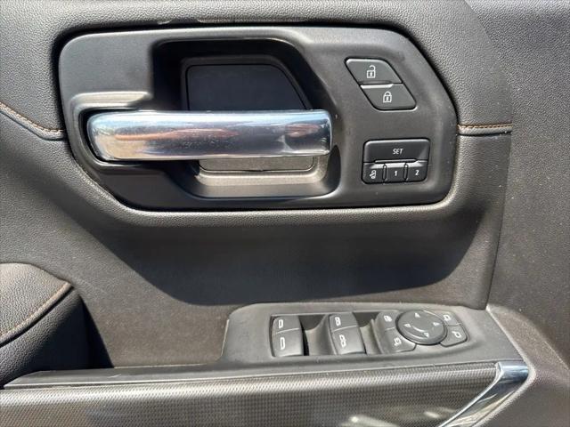 2022 GMC Sierra 1500 Limited 4WD Crew Cab Short Box AT4
