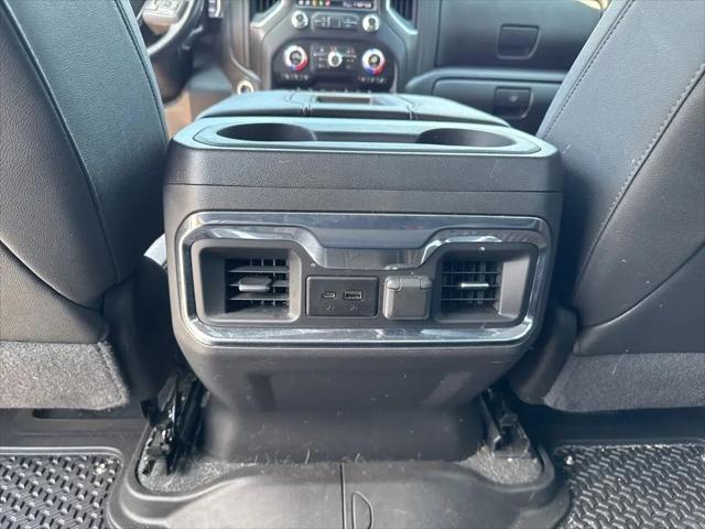 2022 GMC Sierra 1500 Limited 4WD Crew Cab Short Box AT4