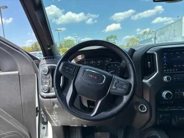 2022 GMC Sierra 1500 Limited 4WD Crew Cab Short Box AT4