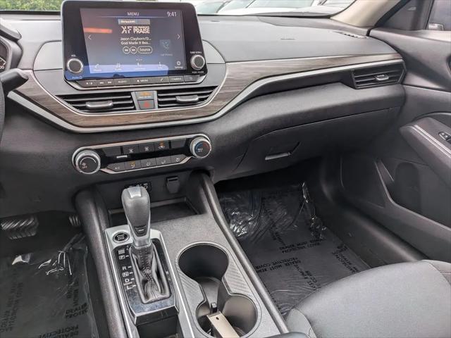 2025 Nissan Altima SV FWD