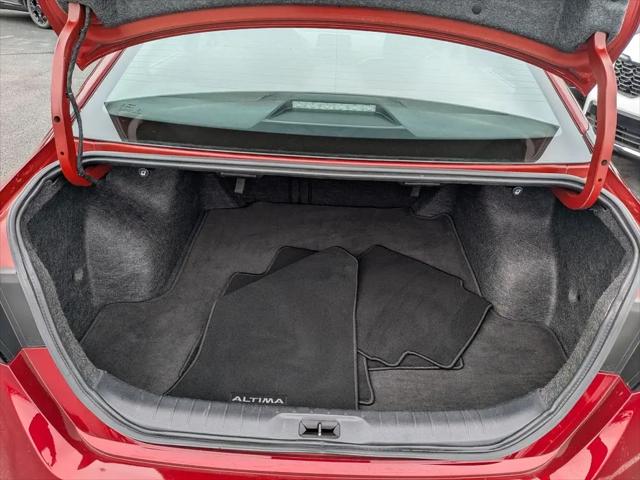 2025 Nissan Altima SV FWD