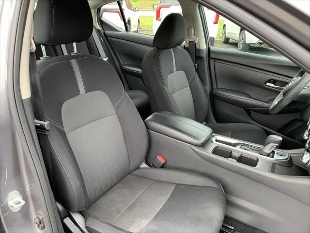 2024 Nissan Sentra SV Xtronic CVT