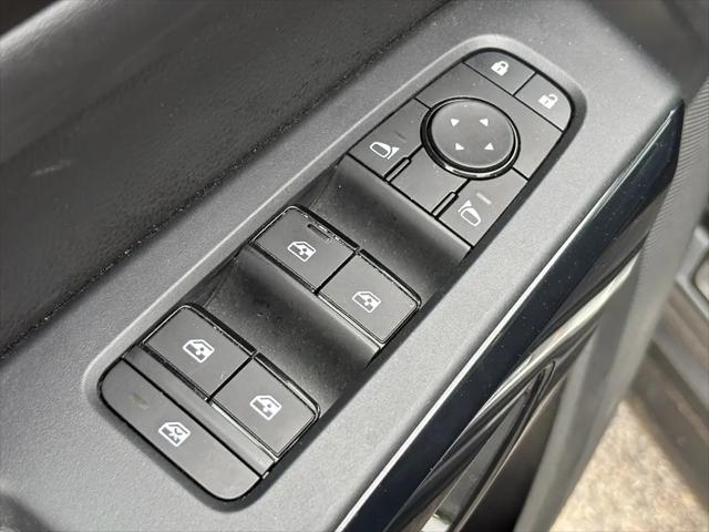 2024 Nissan Pathfinder SV FWD
