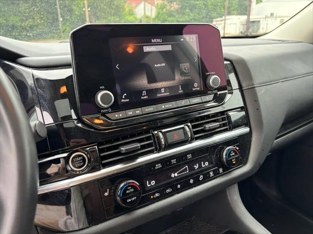 2024 Nissan Pathfinder SV FWD