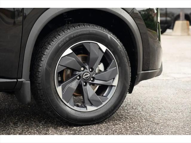 2025 Nissan Rogue SV FWD