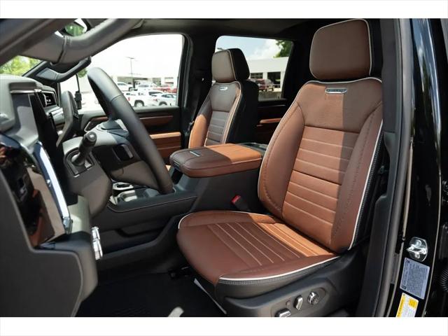 2026 GMC Sierra 2500HD Crew Cab, Standard Bed, Denali Ultimate, 4WD