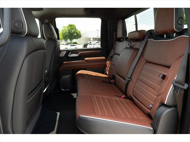 2026 GMC Sierra 2500HD Crew Cab, Standard Bed, Denali Ultimate, 4WD