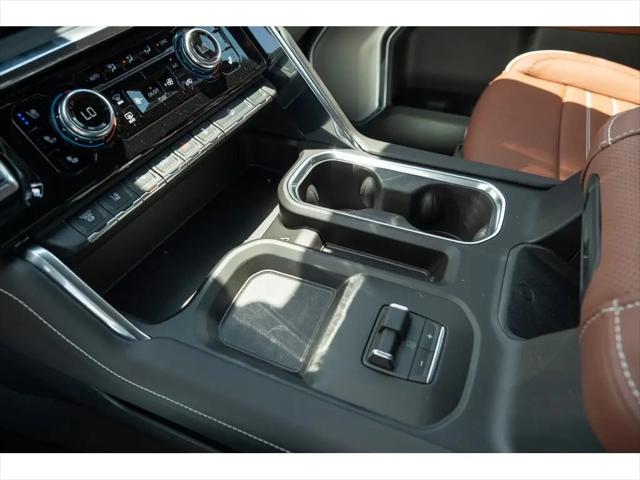 2026 GMC Sierra 2500HD Crew Cab, Standard Bed, Denali Ultimate, 4WD
