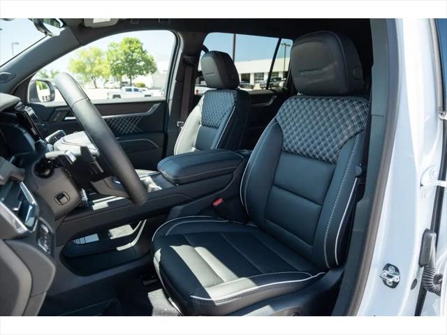 2026 GMC Acadia Denali AWD