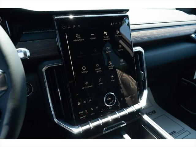 2026 GMC Acadia Denali AWD