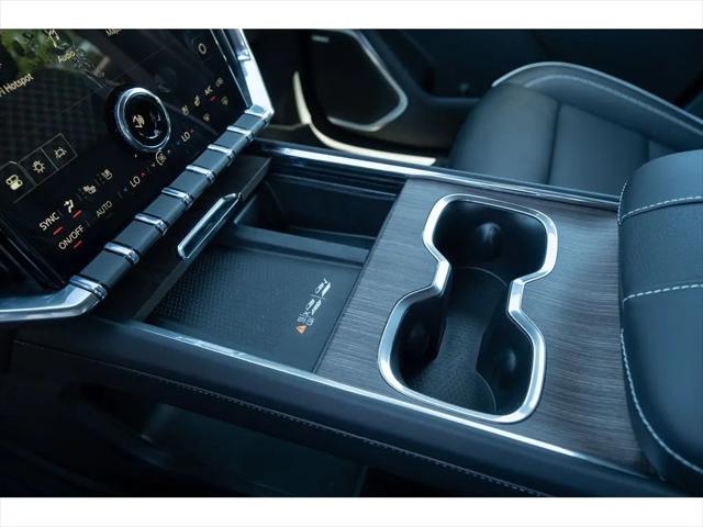 2026 GMC Acadia Denali AWD