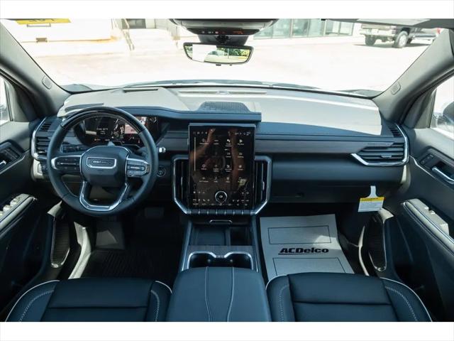 2026 GMC Acadia Denali AWD
