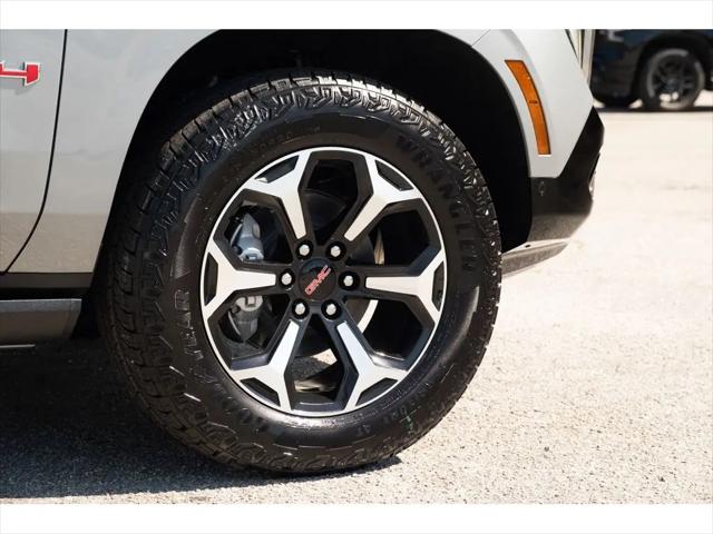 2026 GMC Yukon 4WD AT4