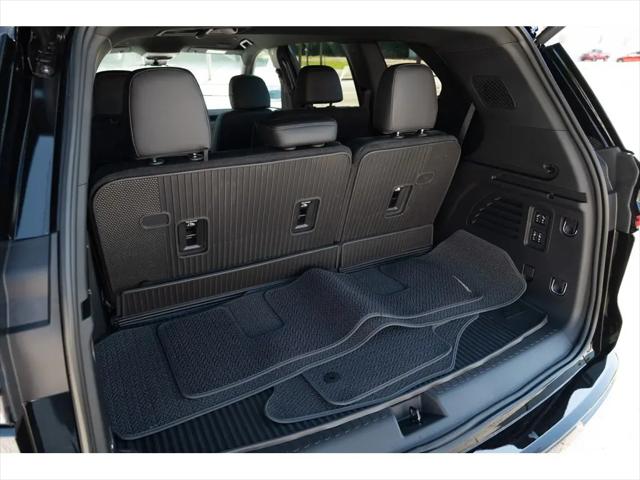 2026 GMC Acadia Denali AWD