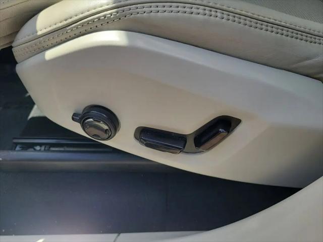 2023 Volvo XC90 B6 Ultimate 6-Seater