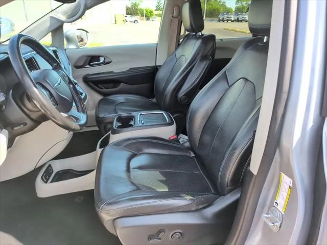 2021 Chrysler Pacifica Hybrid Touring L