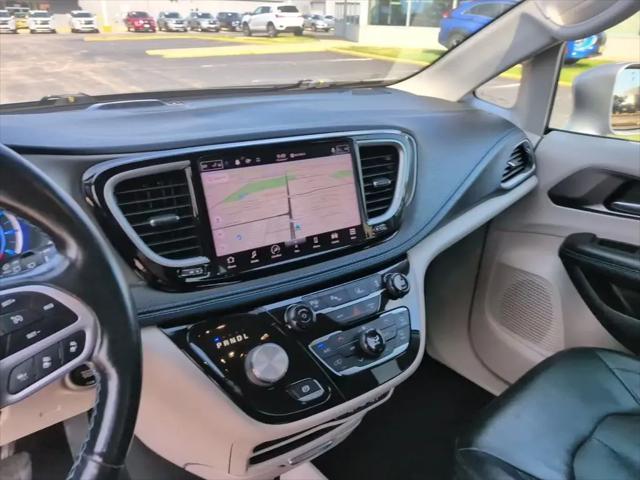 2021 Chrysler Pacifica Hybrid Touring L