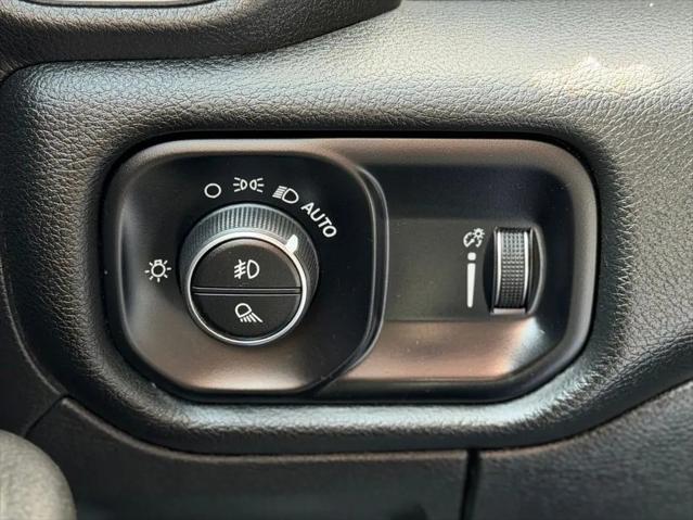2024 Ram 1500 Big Horn Quad Cab 4x4 6'4" Box