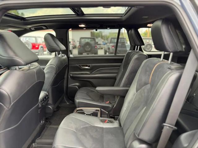 2025 Toyota Grand Highlander Hybrid Platinum MAX