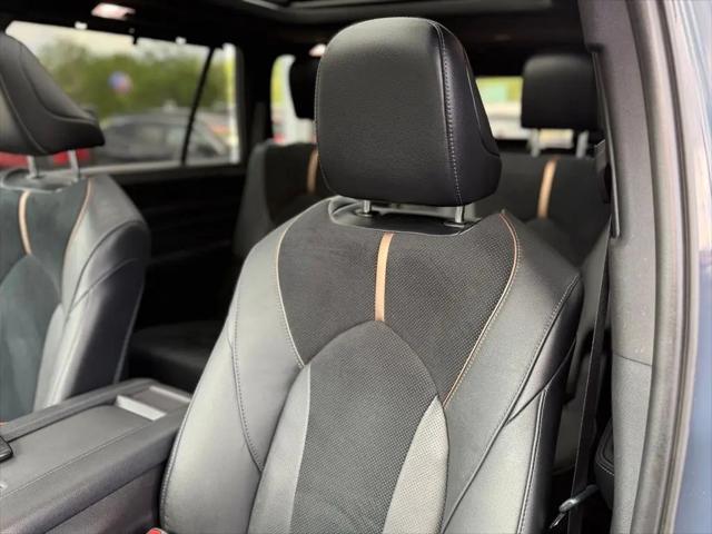2025 Toyota Grand Highlander Hybrid Platinum MAX