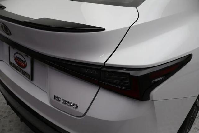 2024 Lexus IS 350 F SPORT Design
