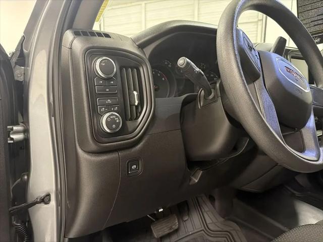 2025 GMC Sierra 2500HD 4WD Double Cab Standard Bed Pro