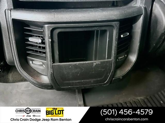 2022 Ram 1500 Big Horn Crew Cab 4x4 5'7" Box