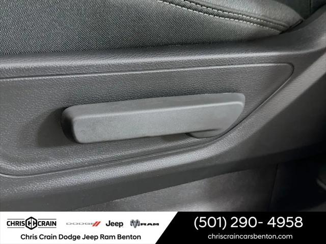2026 Ram 1500 Express Crew Cab 4x4 5'7" Box