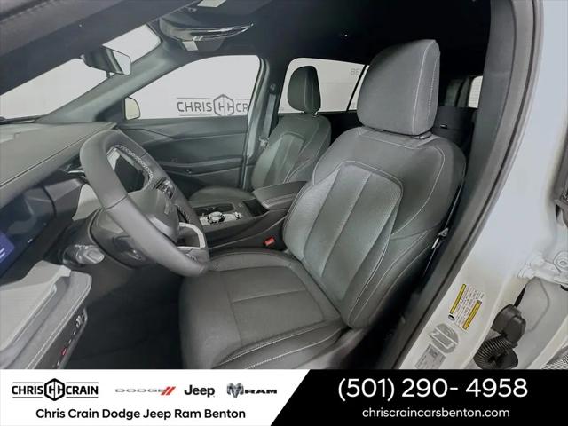 2026 Jeep Cherokee Laredo 4x4