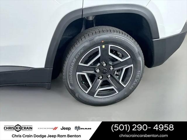 2026 Jeep Cherokee Laredo 4x4
