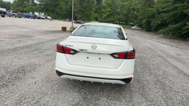 2025 Nissan Altima SV FWD