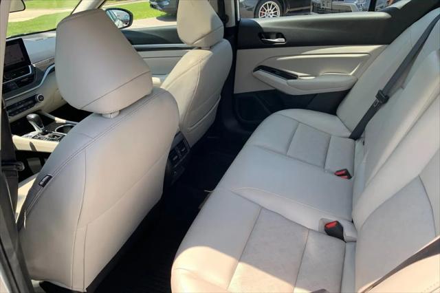 2024 Nissan Altima SL FWD