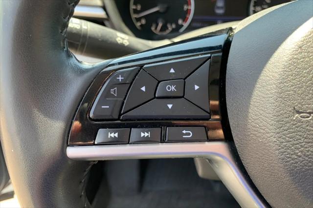 2024 Nissan Altima SL FWD
