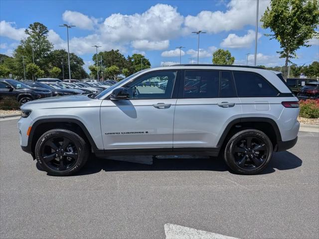 2025 Jeep Grand Cherokee Altitude X 4x4