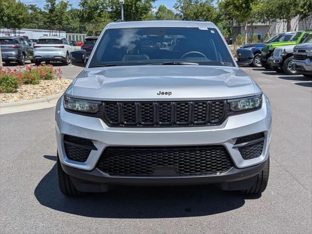 2025 Jeep Grand Cherokee Altitude X 4x4