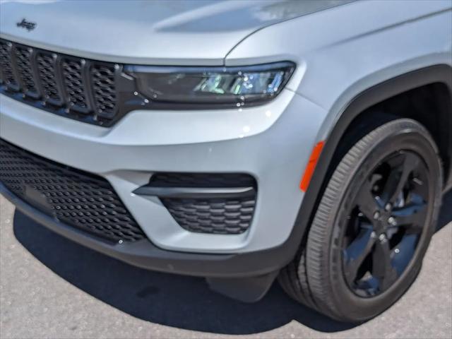 2025 Jeep Grand Cherokee Altitude X 4x4