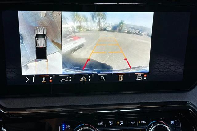 2025 GMC Sierra 2500HD 4WD Crew Cab Standard Bed AT4