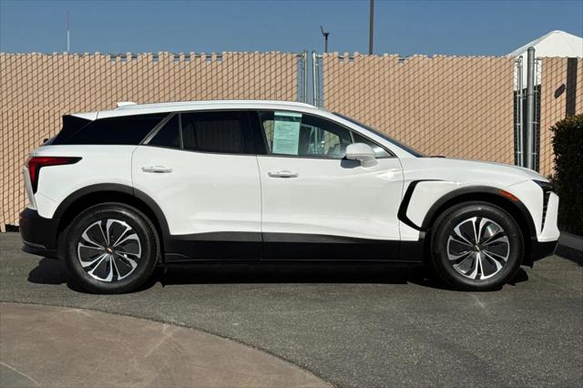 2024 Chevrolet V Blazer eAWD 2LT