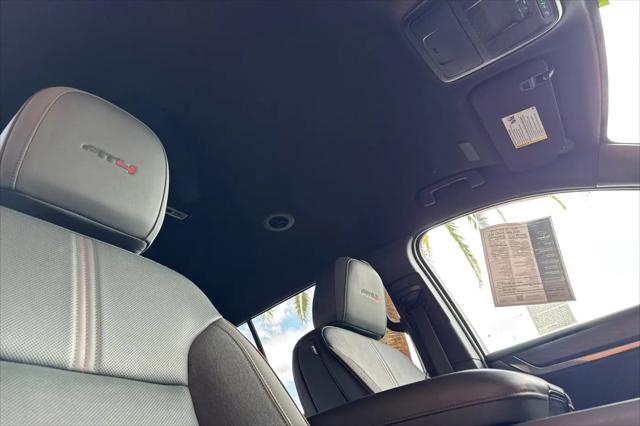 2024 GMC Acadia AWD AT4