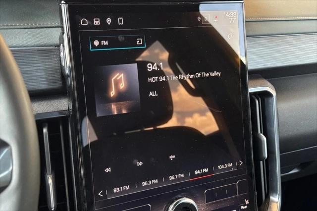 2024 GMC Acadia AWD AT4