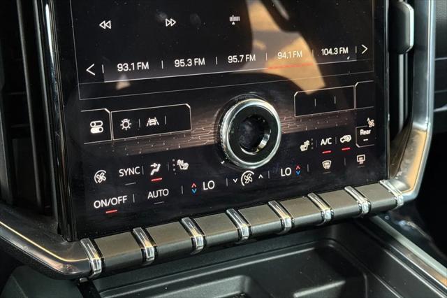 2024 GMC Acadia AWD AT4