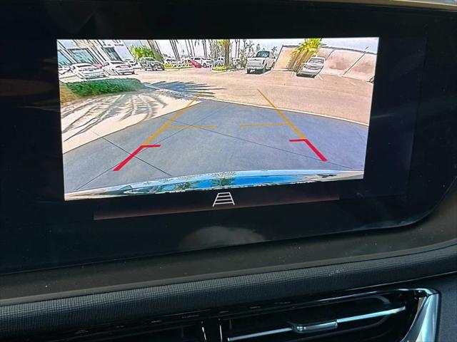 2026 Buick NV Avenir FWD