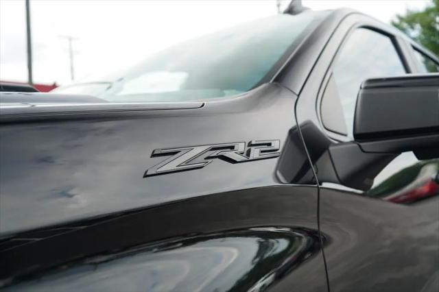 2022 Chevrolet Silverado 1500 4WD Crew Cab Short Bed ZR2