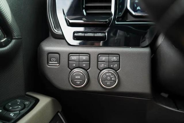 2022 Chevrolet Silverado 1500 4WD Crew Cab Short Bed ZR2