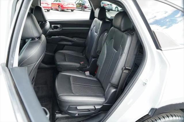 2022 Kia Sorento SX
