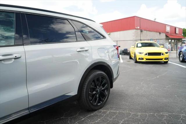 2022 Kia Sorento SX