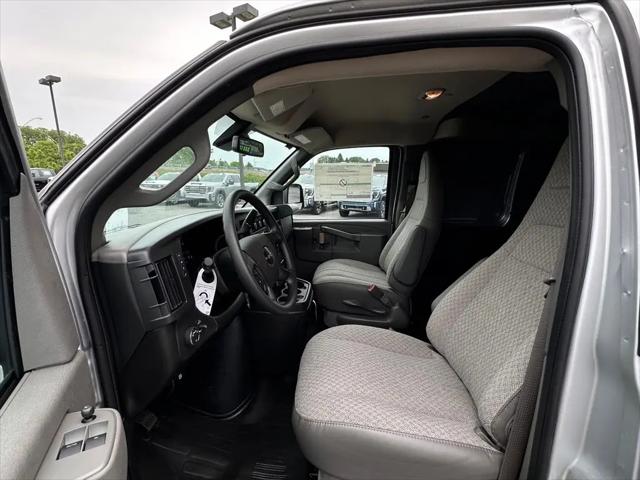 2026 GMC Savana Cargo 2500 Extended Wheelbase, Work Van, RWD