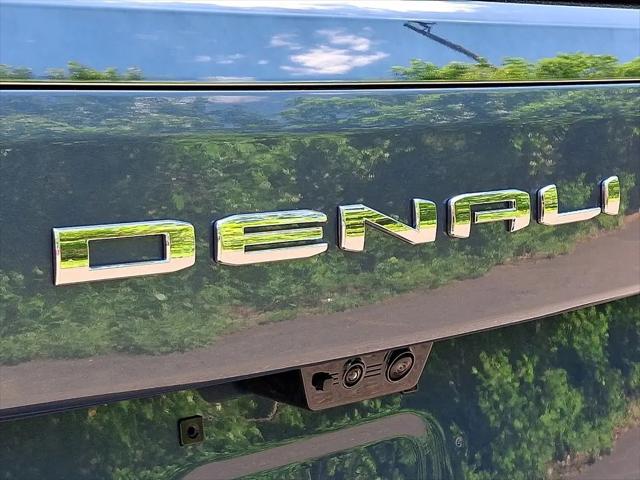 2026 GMC Yukon XL 4WD Denali Ultimate