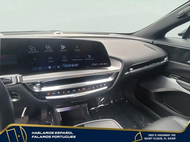 2025 Cadillac iQ Luxury 3 RWD