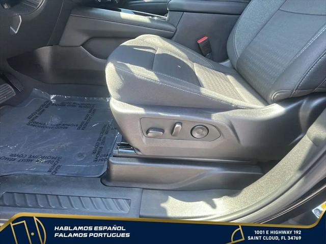 2025 Chevrolet Suburban 2WD LS